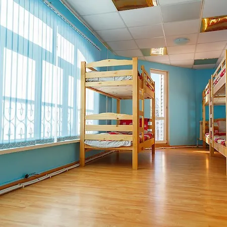 Happy Hostel